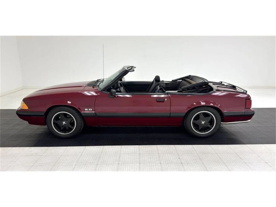 1990 Ford Mustang 3rd Gen - Image 4 of 31