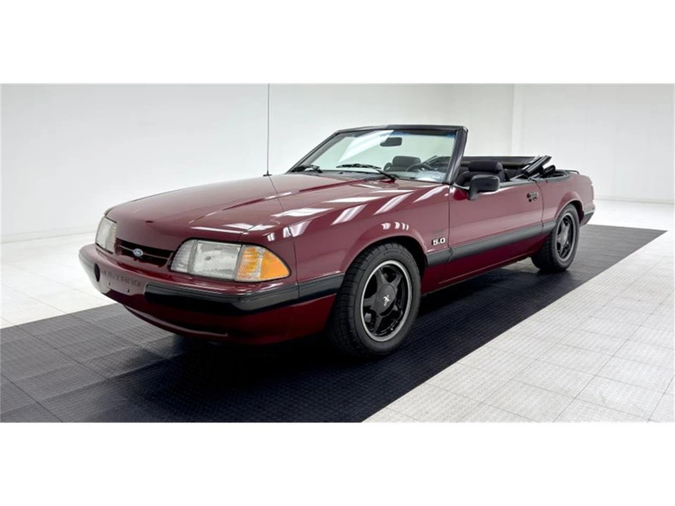 1990 Ford Mustang 3rd Gen - Image 2 of 31