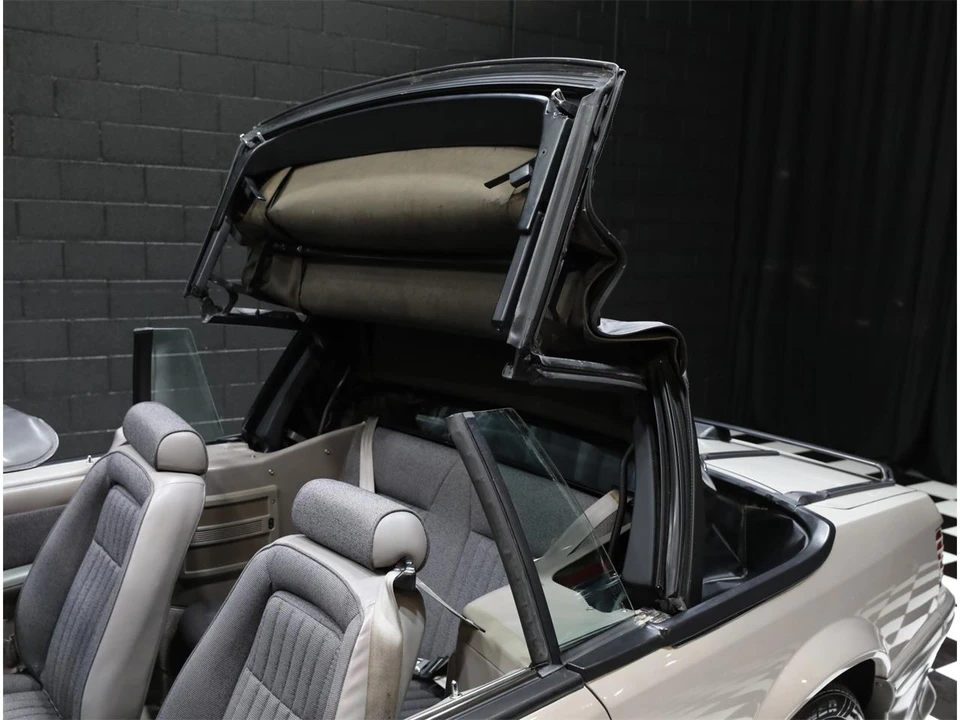 1990 Ford Mustang 3rd Gen - Image 11 of 31