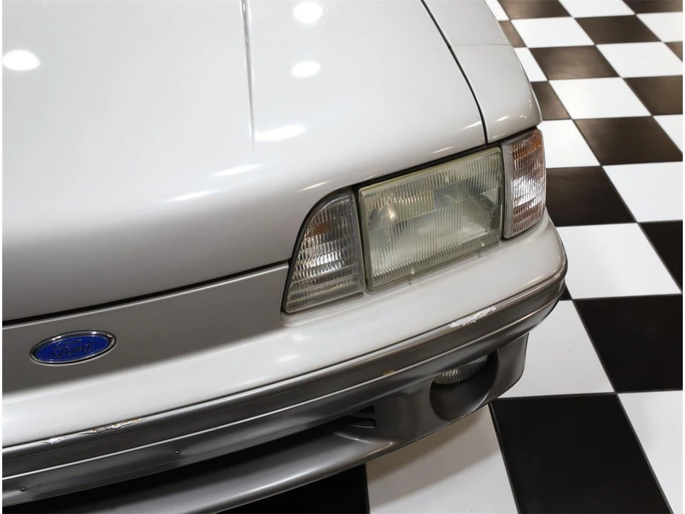 1990 Ford Mustang 3rd Gen - Image 16 of 31