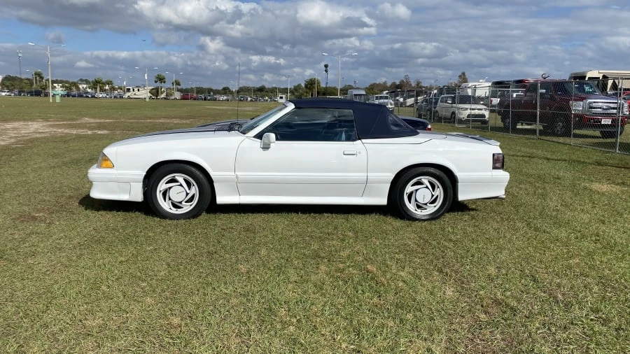 1990 Ford Mustang 3rd Gen - Image 2 of 7