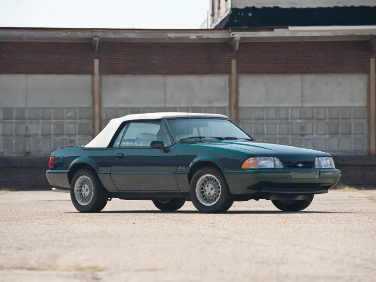 1990 Ford Mustang 3rd Gen - Image 13 of 18