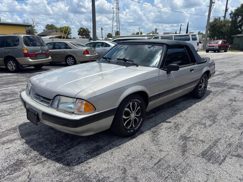 1990 Ford Mustang 3rd Gen - Image 2 of 18