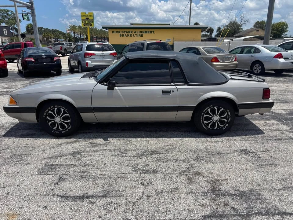 1990 Ford Mustang 3rd Gen - Image 9 of 18