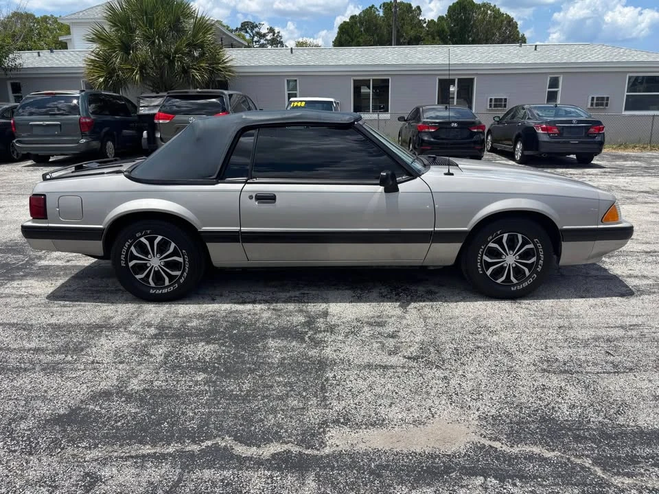 1990 Ford Mustang 3rd Gen - Image 5 of 18
