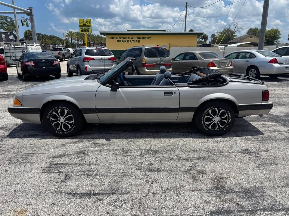 1990 Ford Mustang 3rd Gen - Image 4 of 18