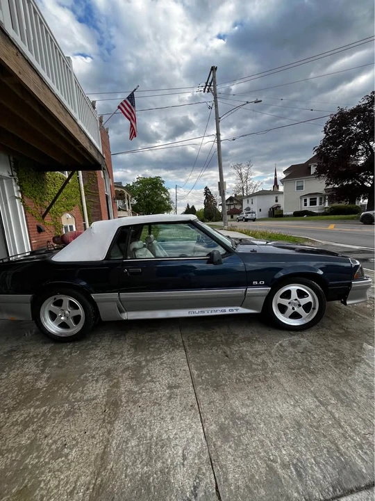 1990 Ford Mustang 3rd Gen - Image 5 of 11