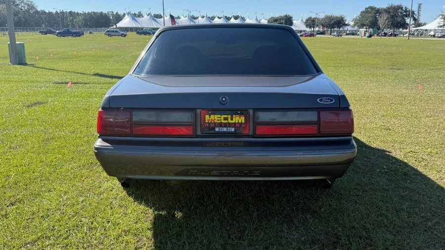 1990 Ford Mustang 3rd Gen - Image 4 of 9