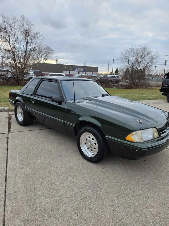 1990 Ford Mustang 3rd Gen - Image 2 of 8