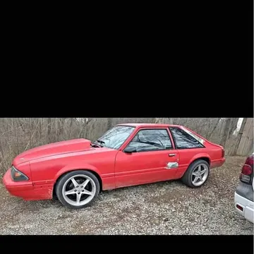 1990 Ford Mustang Coupe
