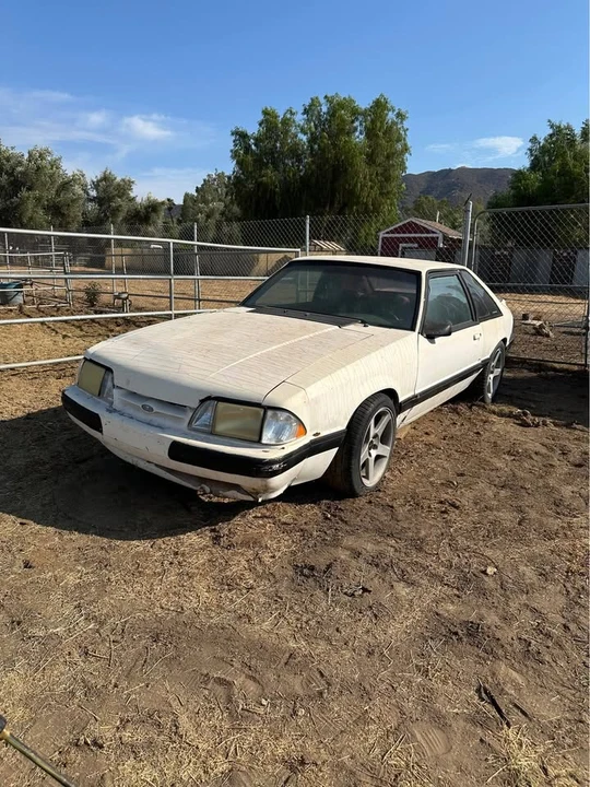 1990 Ford Mustang 3rd Gen - Image 4 of 5