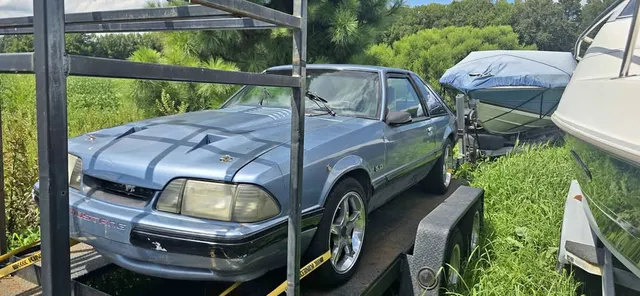 1990 Ford Mustang Coupe 2D