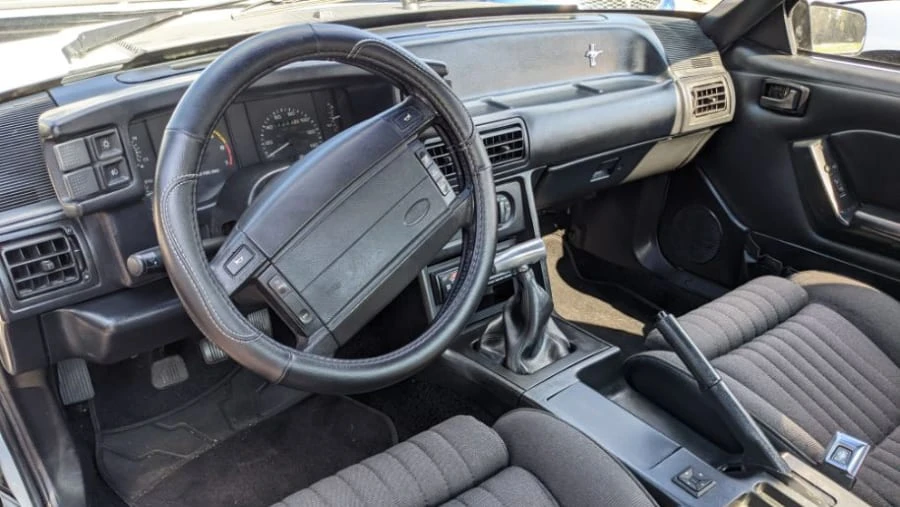 1990 Ford Mustang GT 3rd Gen - Image 4 of 8