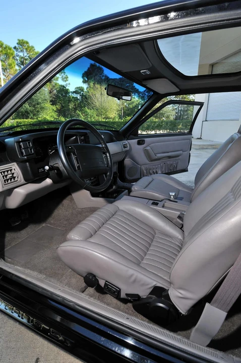 1990 Ford Mustang GT 3rd Gen - Image 4 of 12