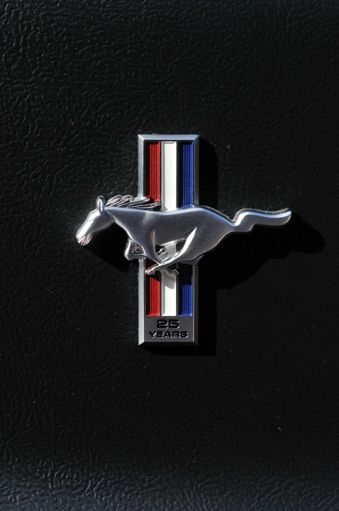 1990 Ford Mustang GT 3rd Gen - Image 11 of 12