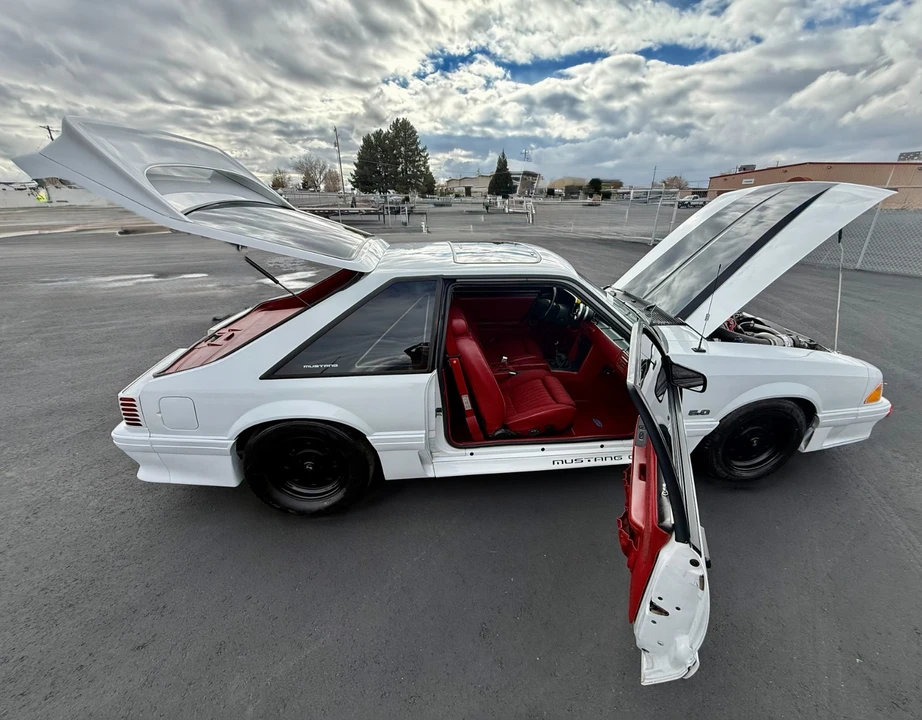 1990 Ford Mustang GT 3rd Gen - Image 15 of 19