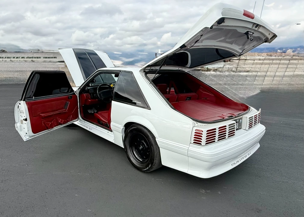 1990 Ford Mustang GT 3rd Gen - Image 8 of 19