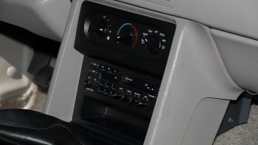 1990 Ford Mustang GT 3rd Gen - Image 18 of 26