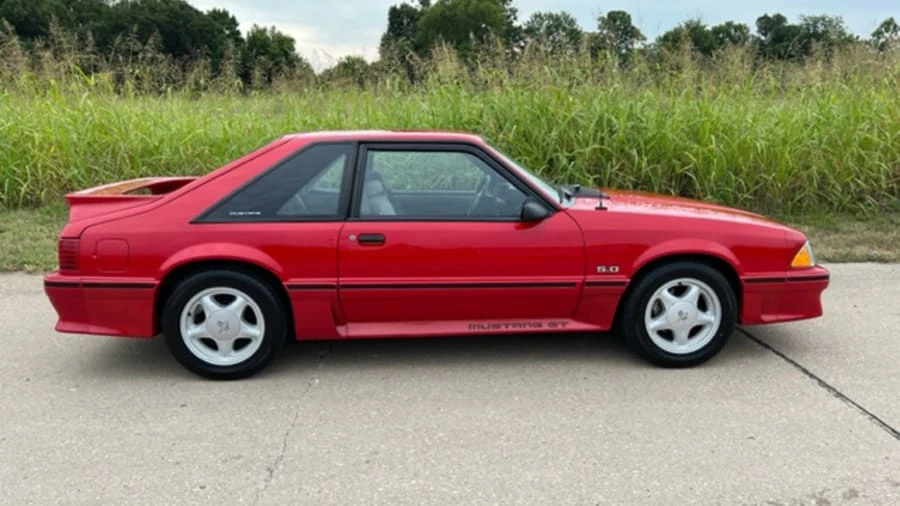 1990 Ford Mustang GT 3rd Gen - Image 15 of 15