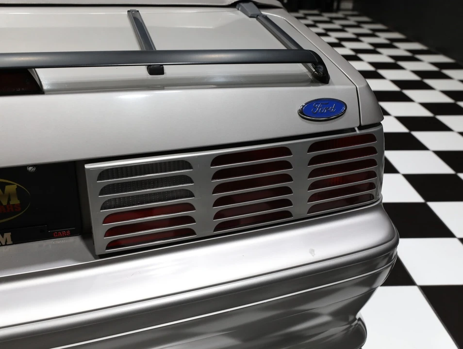 1990 Ford Mustang GT 3rd Gen - Image 28 of 31
