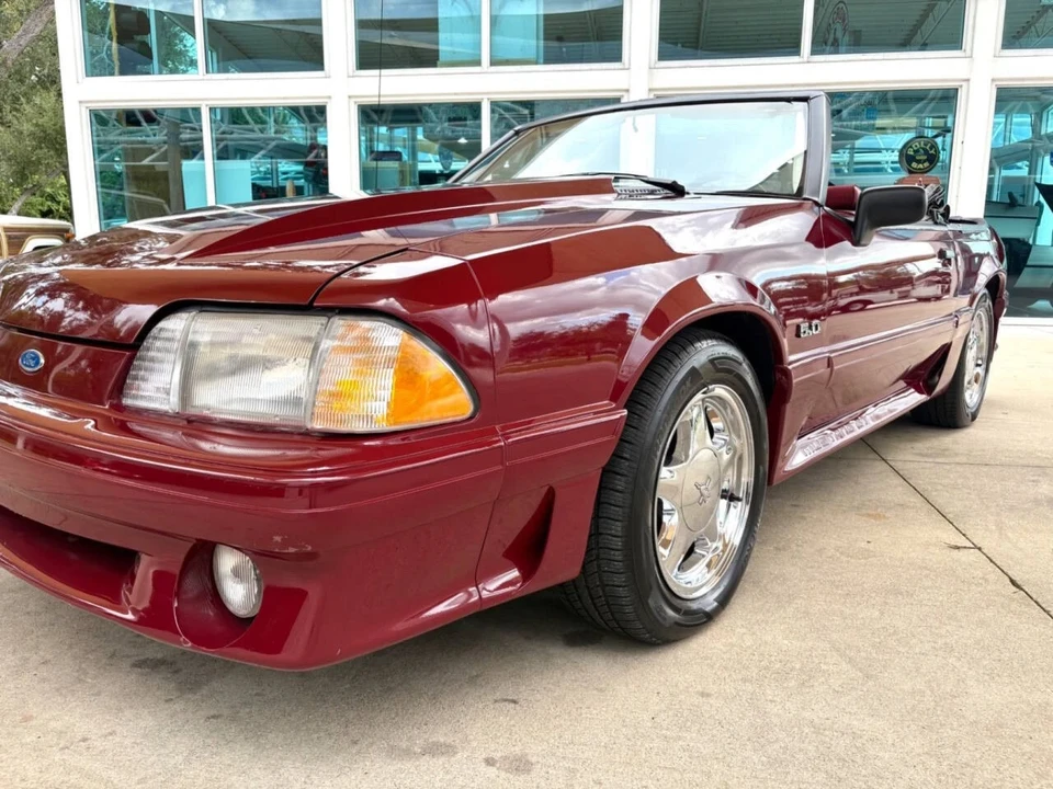1990 Ford Mustang GT 3rd Gen - Image 11 of 12
