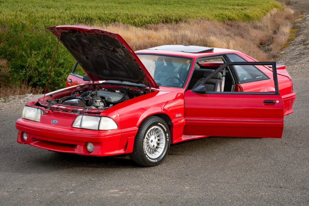 1990 Ford Mustang GT 3rd Gen - Image 8 of 31