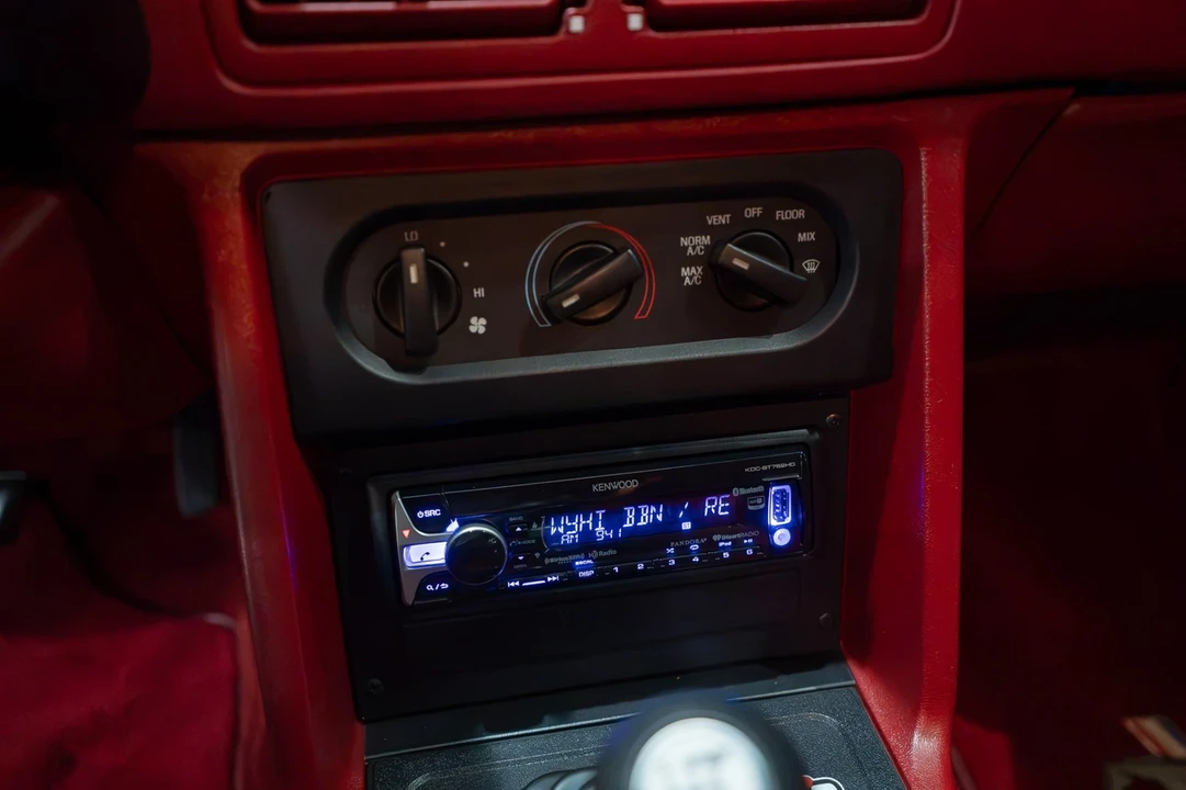 1990 Ford Mustang GT 3rd Gen - Image 17 of 31
