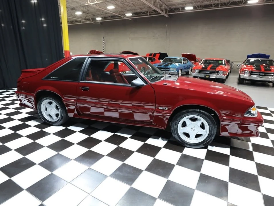 1990 Ford Mustang GT 3rd Gen - Image 16 of 20