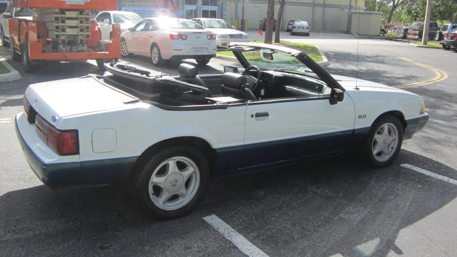 1990 Ford Mustang GT 3rd Gen - Image 4 of 7