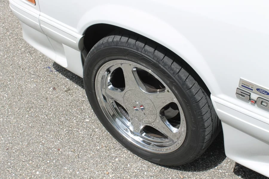 1990 Ford Mustang GT 3rd Gen - Image 11 of 12