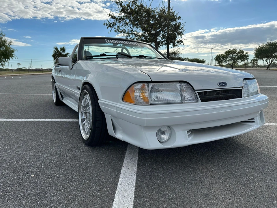 1990 Ford Mustang GT 3rd Gen - Image 27 of 31