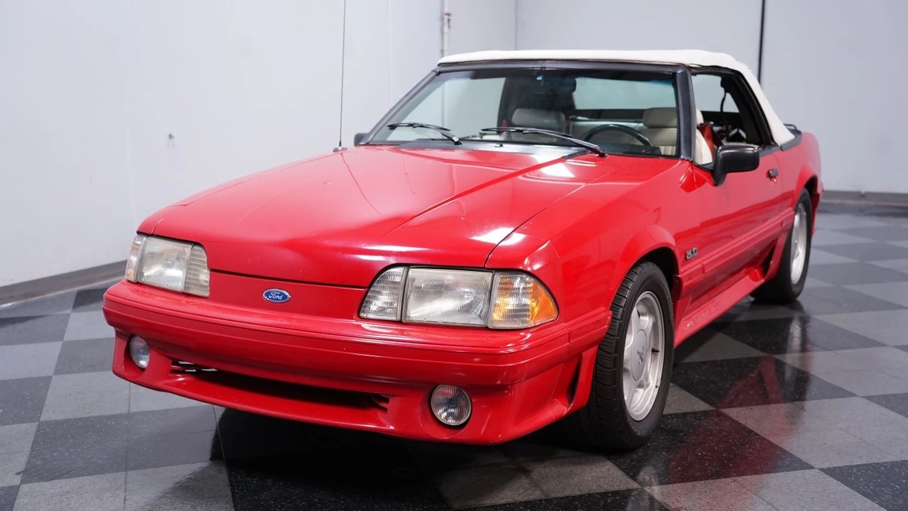 1990 Ford Mustang GT 3rd Gen - Image 17 of 21