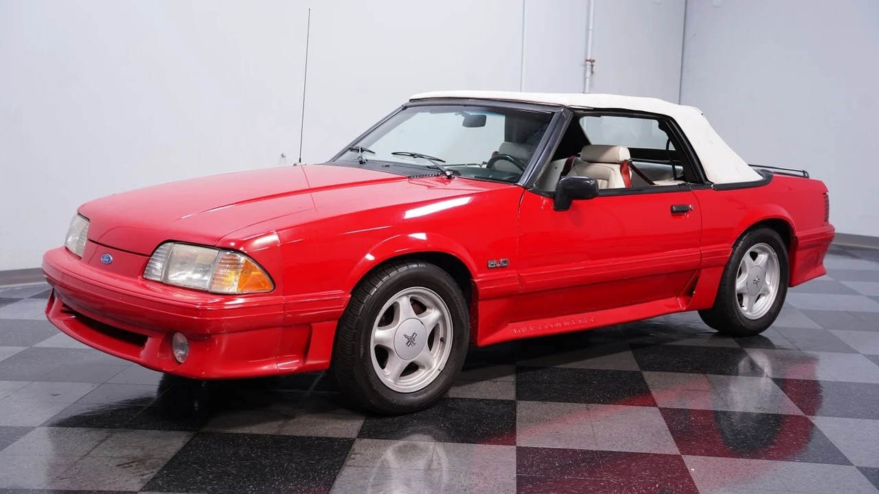 1990 Ford Mustang GT 3rd Gen - Image 7 of 21