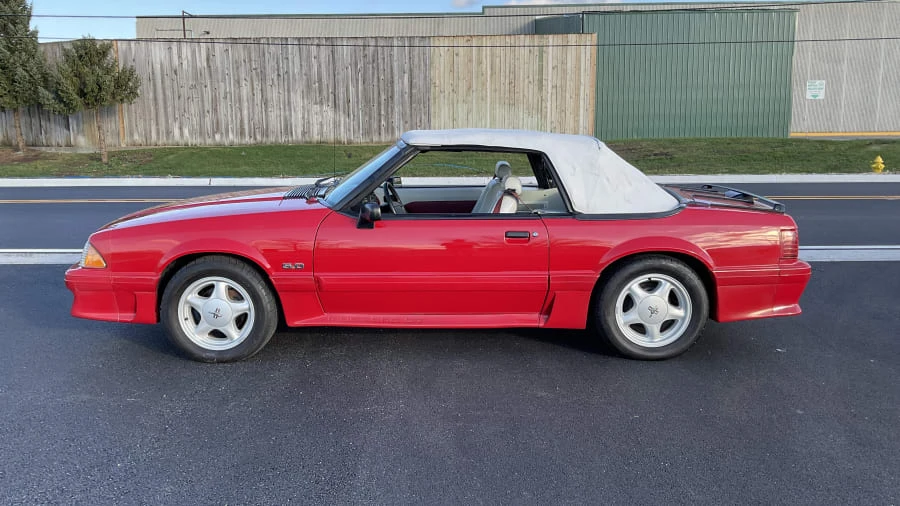 1990 Ford Mustang GT 3rd Gen - Image 5 of 9
