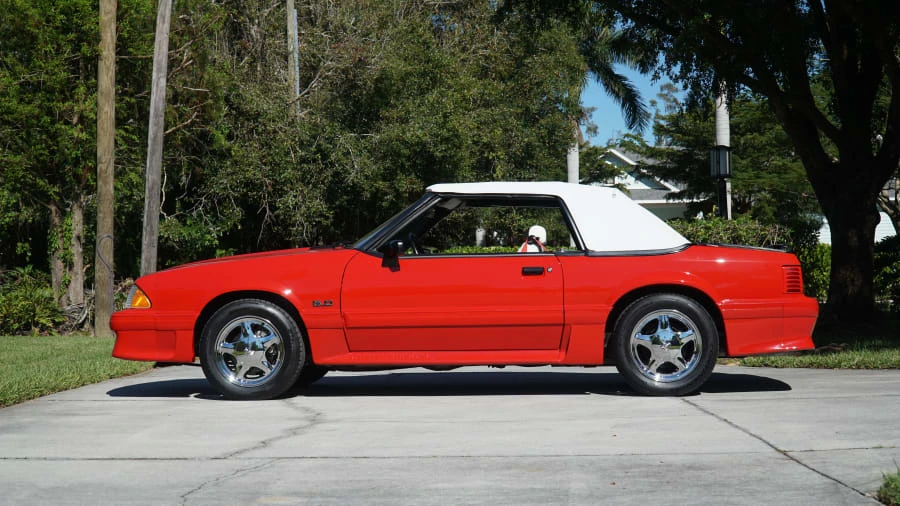 1990 Ford Mustang GT 3rd Gen - Image 18 of 31
