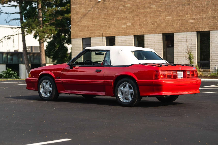 1990 Ford Mustang GT 3rd Gen - Image 8 of 31
