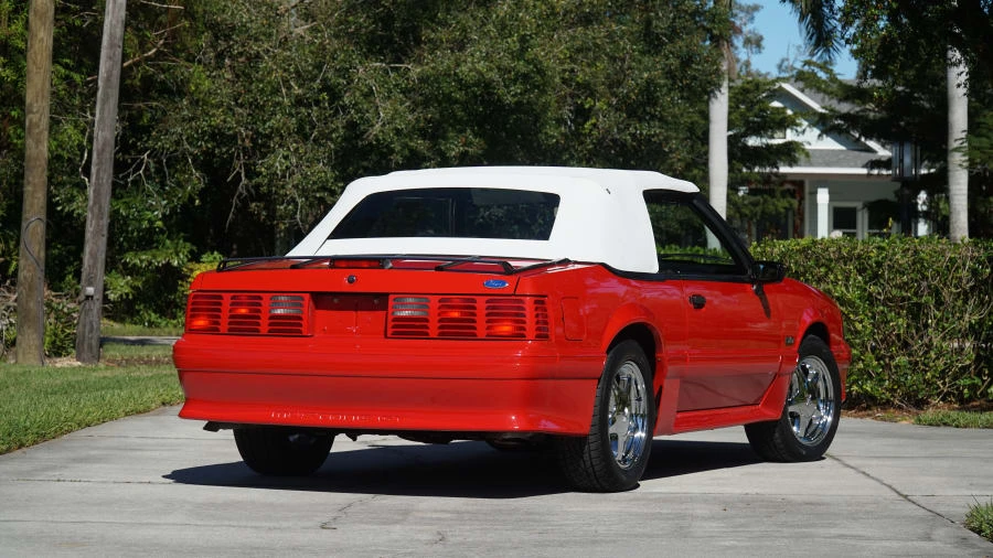 1990 Ford Mustang GT 3rd Gen - Image 16 of 31