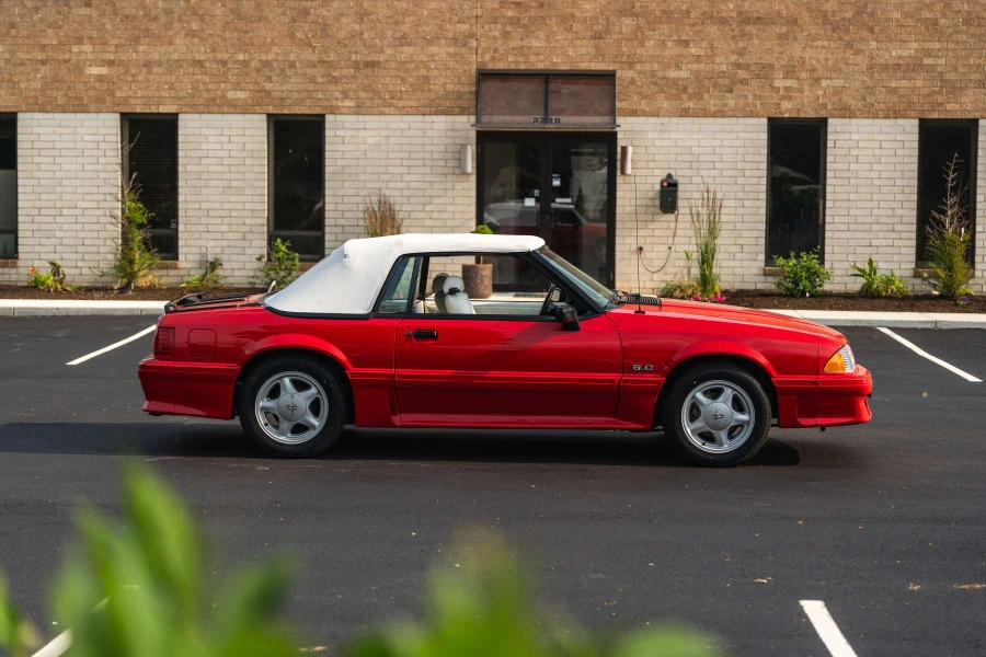 1990 Ford Mustang GT 3rd Gen - Image 11 of 31