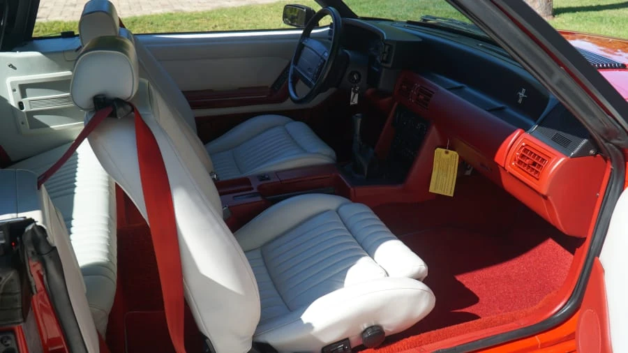 1990 Ford Mustang GT 3rd Gen - Image 25 of 31