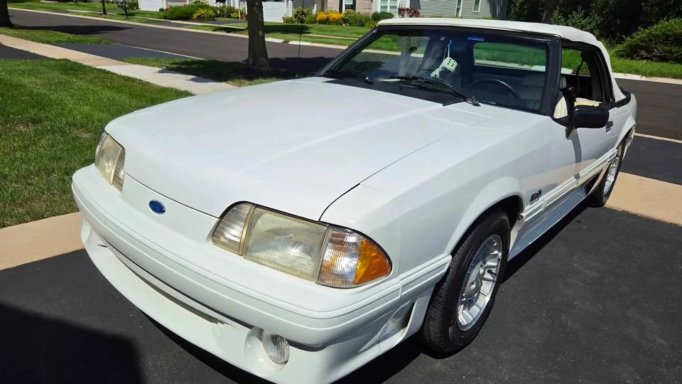 1990 Ford Mustang GT 3rd Gen - Image 8 of 10