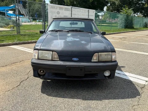 1990 Ford Mustang GT Convertible 2D