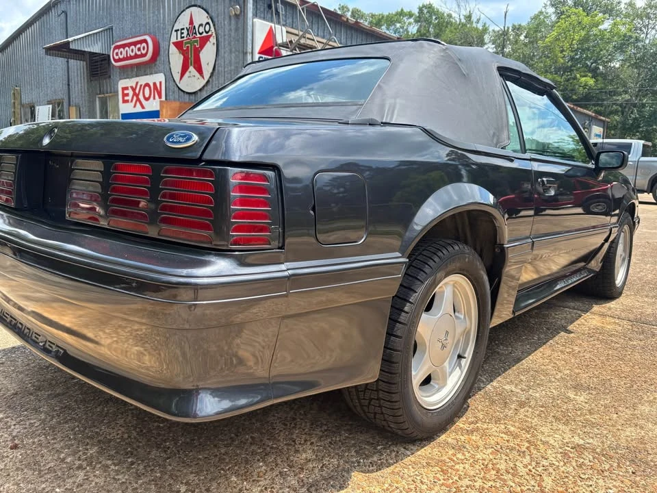 1990 Ford Mustang GT 3rd Gen - Image 7 of 19