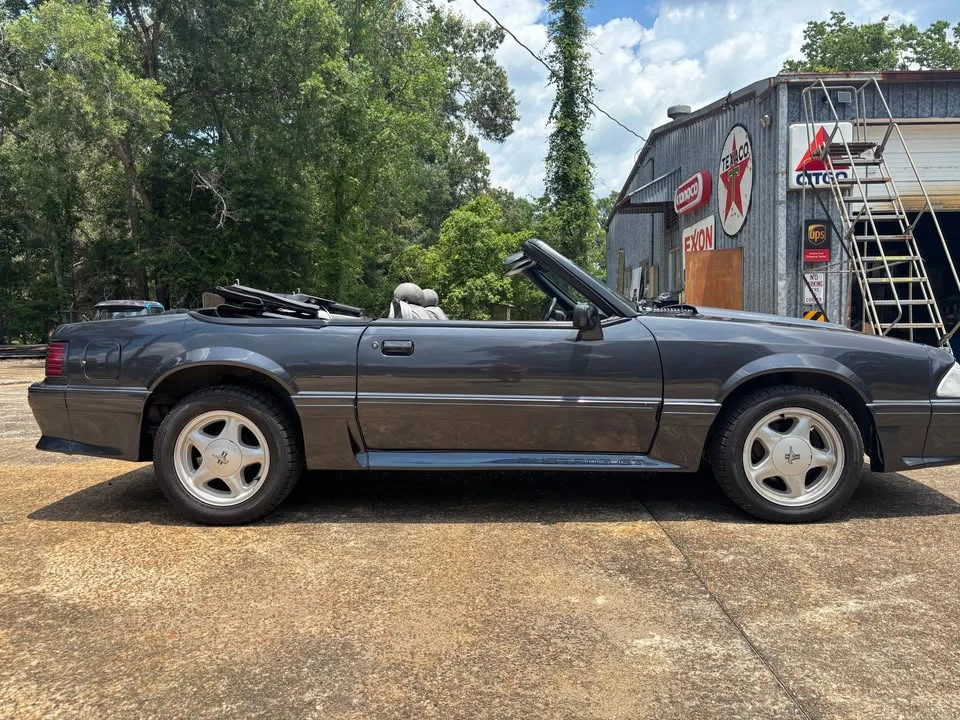 1990 Ford Mustang GT 3rd Gen - Image 14 of 19