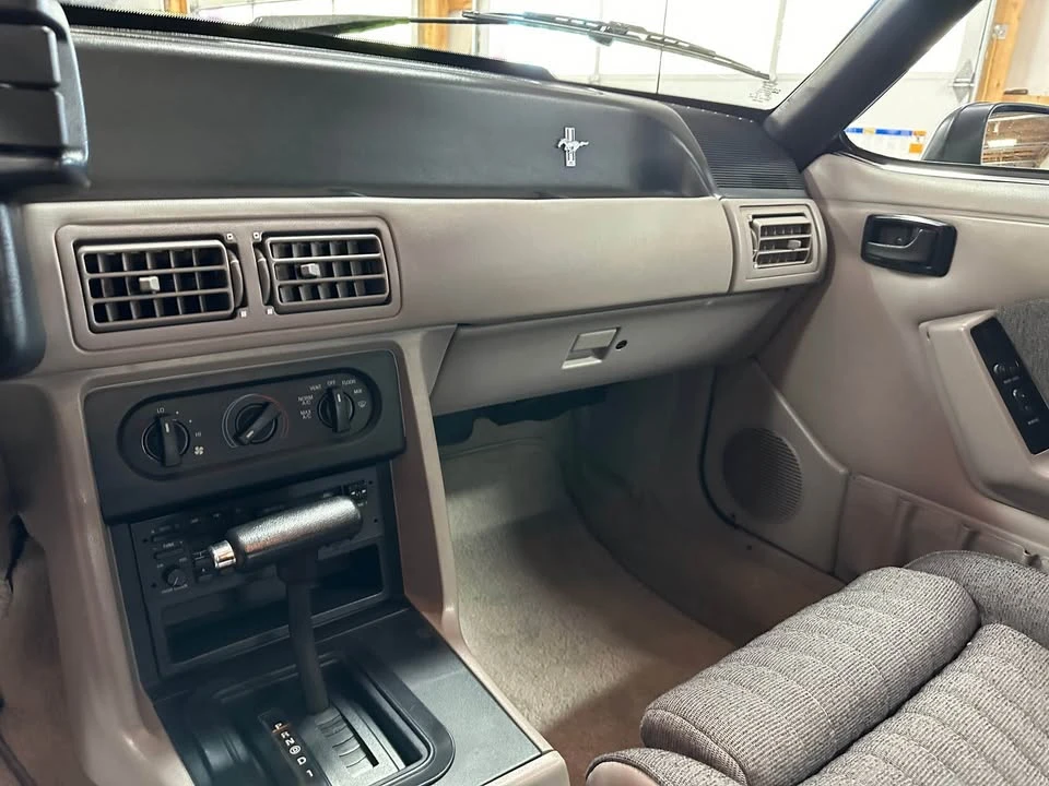 1990 Ford Mustang GT 3rd Gen - Image 9 of 20
