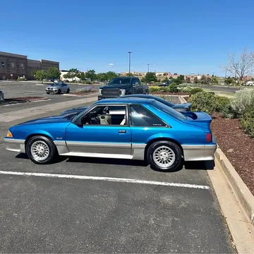 1990 Ford Mustang GT