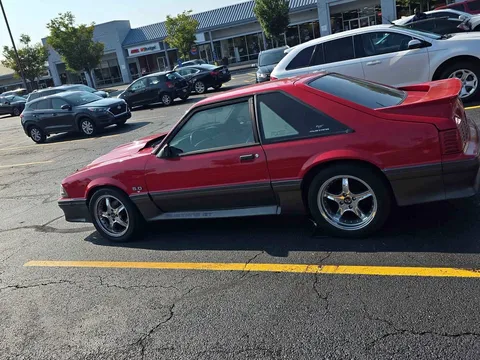 1990 Ford Mustang GT Coupe 2D