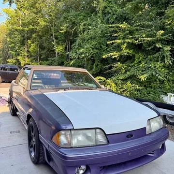 1990 Ford Mustang GT Deluxe Convertible