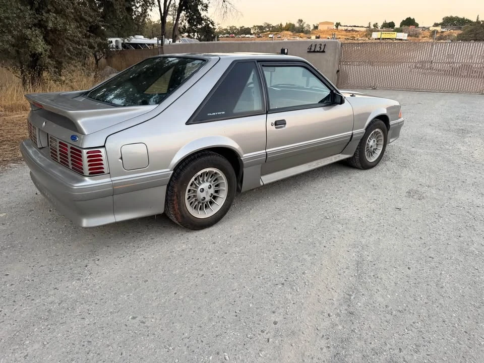 1990 Ford Mustang GT 3rd Gen - Image 9 of 11