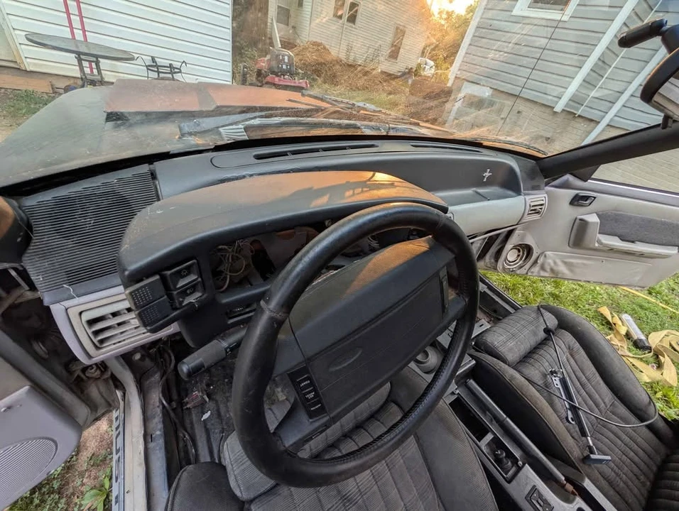 1990 Ford Mustang GT 3rd Gen - Image 6 of 12