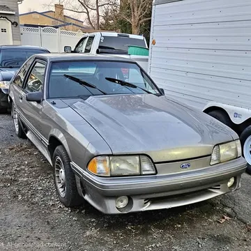 1990 Ford Mustang GT Hatchback 2D